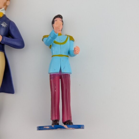 Set of 3 Disney Prince Figurines – Vintage Style Collectibles - Picture 4 of 5